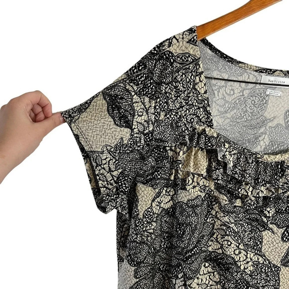 Van Heusen Blouse XXL Rose Floral Ruffled Square Neck Cream Black Gray Dressy - Picture 5 of 6